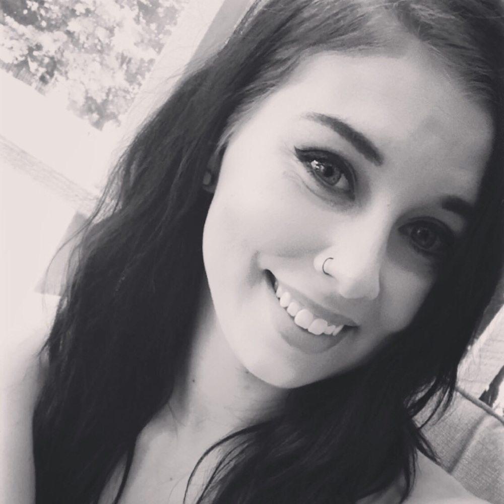 Meet your Posher, Deanna